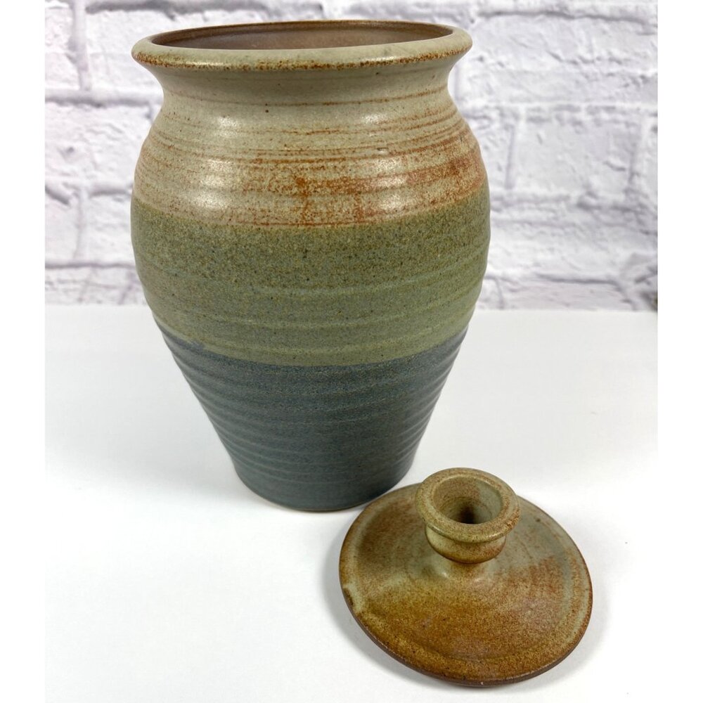 VTG Studio Stoneware Art Pottery Handmade Earth Green Glaze Lid Jar Pot Signed - Picture 4 of 14